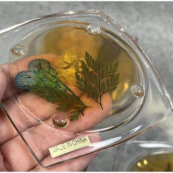 Vintage Lucite Acrylic Footed Coasters Dried Pressed Flowers Set of 6 Clear 3.5" - Picture 11 of 16